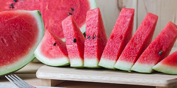 Ternyata Buah semangka Memilki Banyak Manfaat yang Takterduga